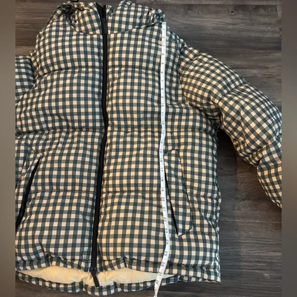 The Very Warm Puffer Coat - Picture 5 of 7